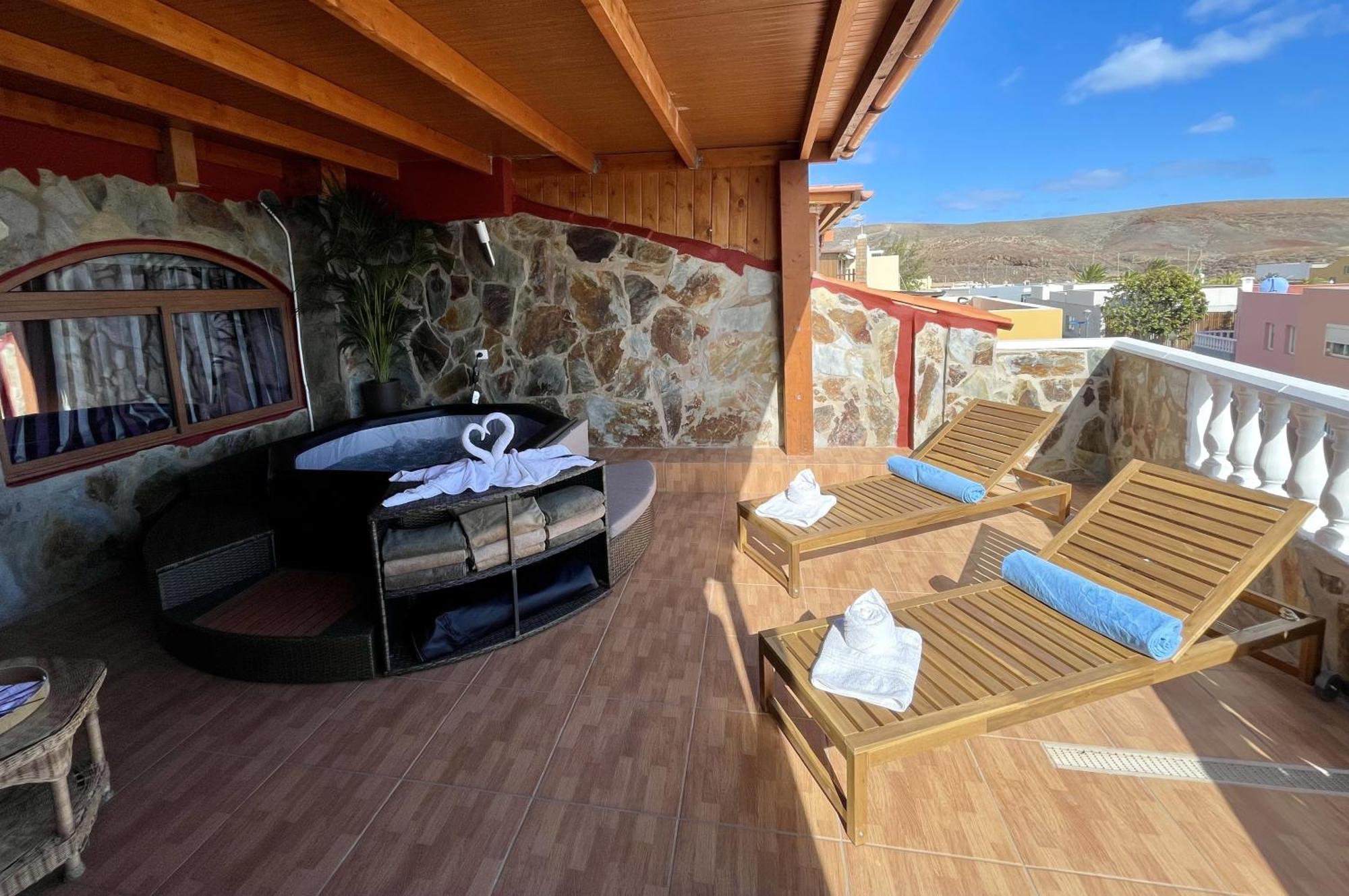 Chabela'S Seaview Penthouse & Spa Lajita Buitenkant foto